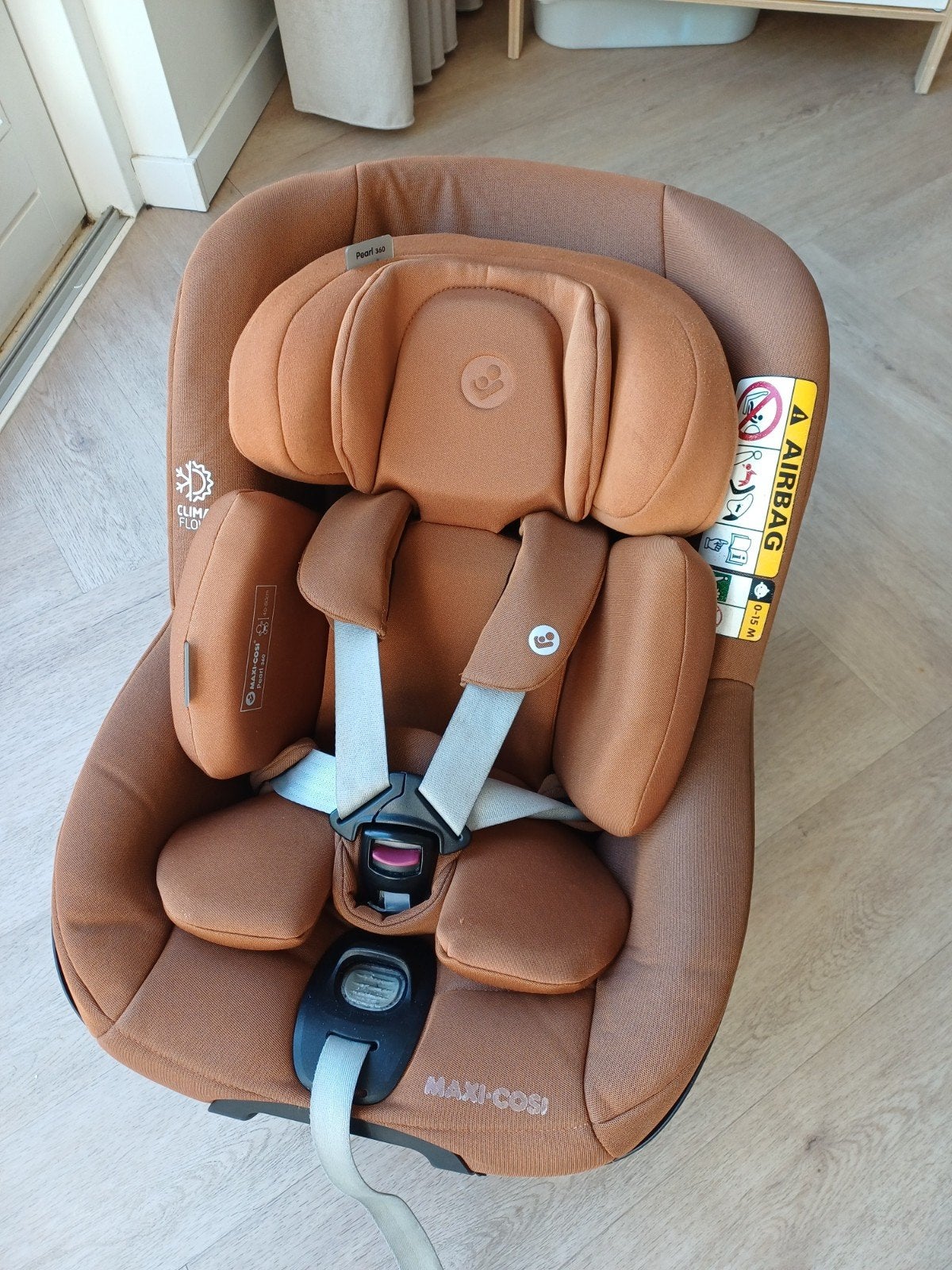 Maxi-Cosi Pearl 360 autostoel met FamilyFix 360 base, Ophalen