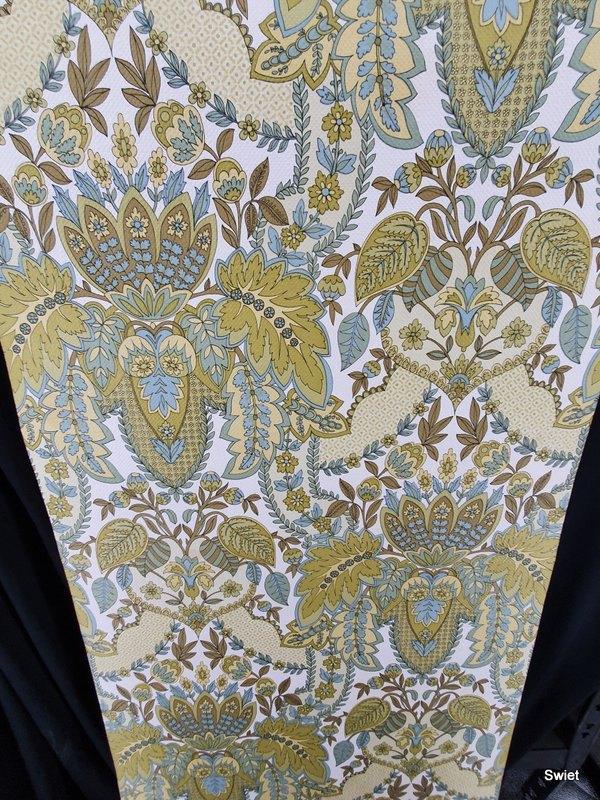 11727 Zacht blauw paisley behang met olijfgroen dessin swiet, Verzenden, Minder dan 10 m², Beige