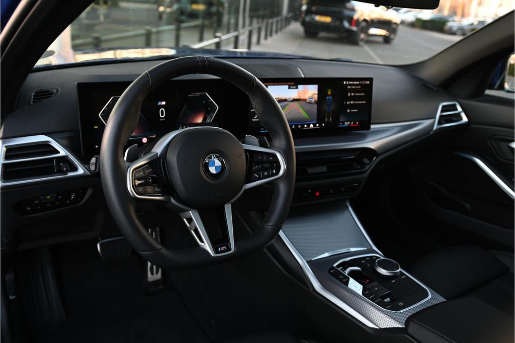 BMW 3 Serie 330i xDrive M Sport Automaat / Schuif-kanteldak, Auto's, 1998 cc, 4 cilinders, Met garantie (alle), Blauw