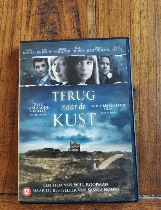 DVD: Terug naar de Kust. Naar het boek van Saskia Noort., Vanaf 12 jaar, Ophalen of Verzenden, Zo goed als nieuw, Psychologische thriller