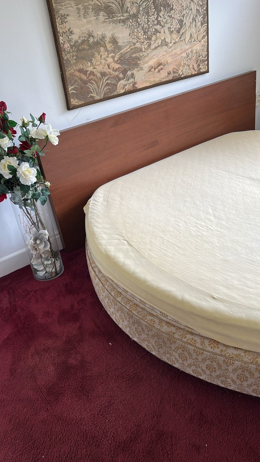 Rond tweepersoonsbed met matras en hoofdbord, Ophalen, Gebruikt, Beige, Tweepersoons