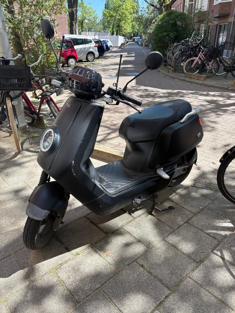 NIU NQI Sport elektrische scooter 45 KM/u  2023 bouwjaar, Gebruikt, Elektrisch, Ophalen, Overige merken