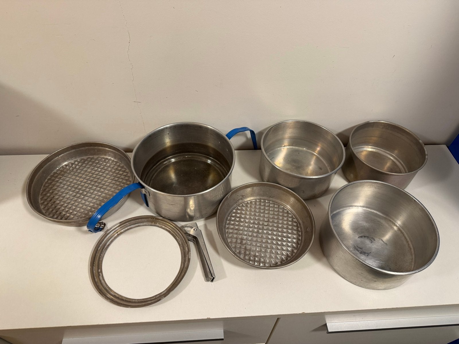 Vintage aluminium kampeer kookset / pannen set, Caravans en Kamperen, Ophalen of Verzenden, Gebruikt