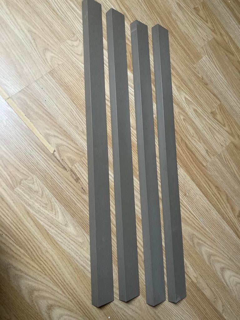 Aluminium hoekprofielen - taupe, Doe-het-zelf en Verbouw, Plinten en Afwerking, Ophalen, Overige materialen, Gebruikt, Overige typen