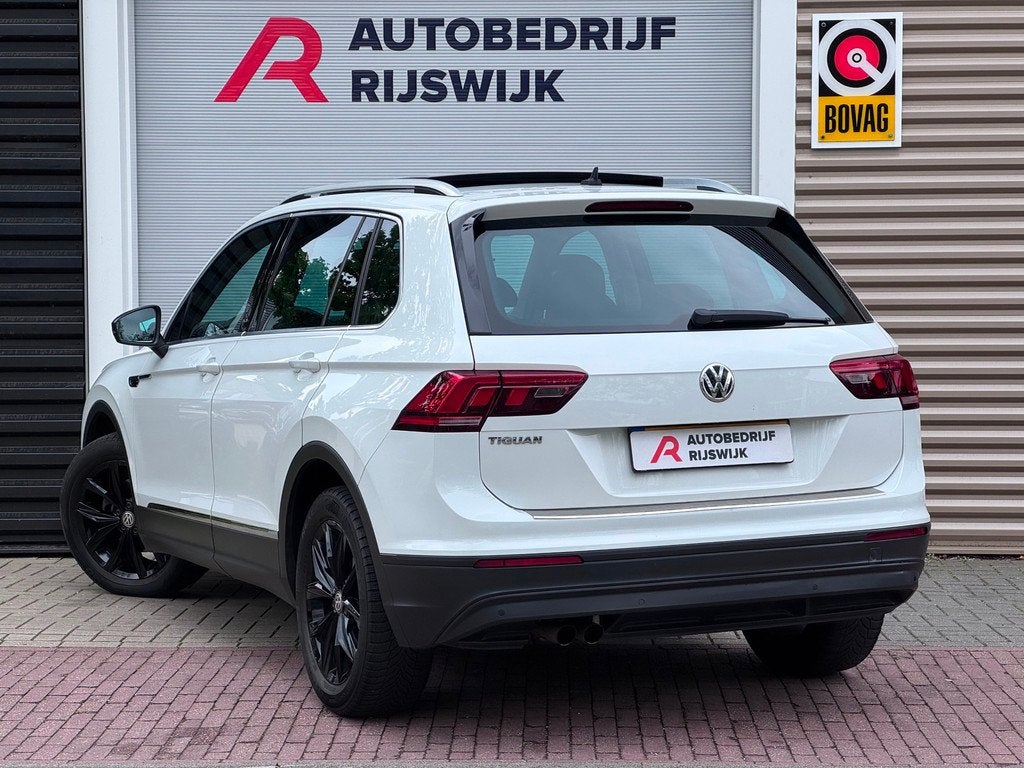 Volkswagen Tiguan 1.4 TSI ACT Highline Pano/AppleCar/Virtual, Auto's, Euro 6, 4 cilinders, 150 pk, Wit