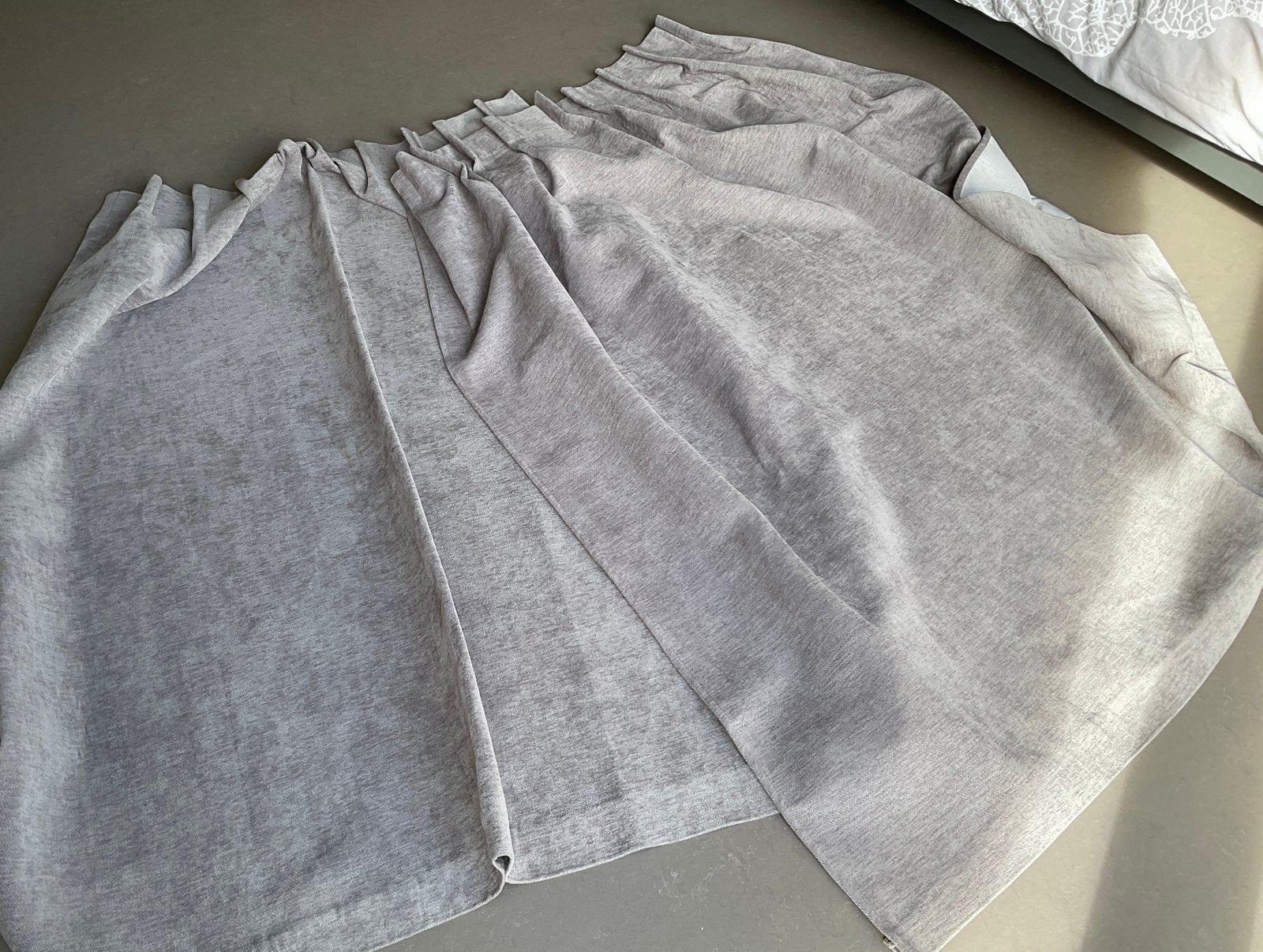 Grijze velours gordijnen 164 breed x 140 cm hoog, Ophalen of Verzenden, Zo goed als nieuw