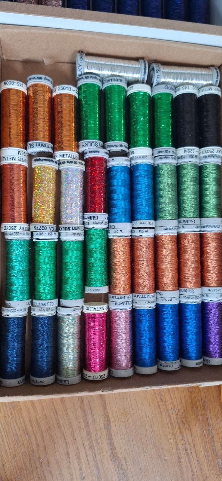 Gutermann garen, 66 klosjes nieuw metallic garen, Verzenden, Nieuw, Garen of Naald(en)