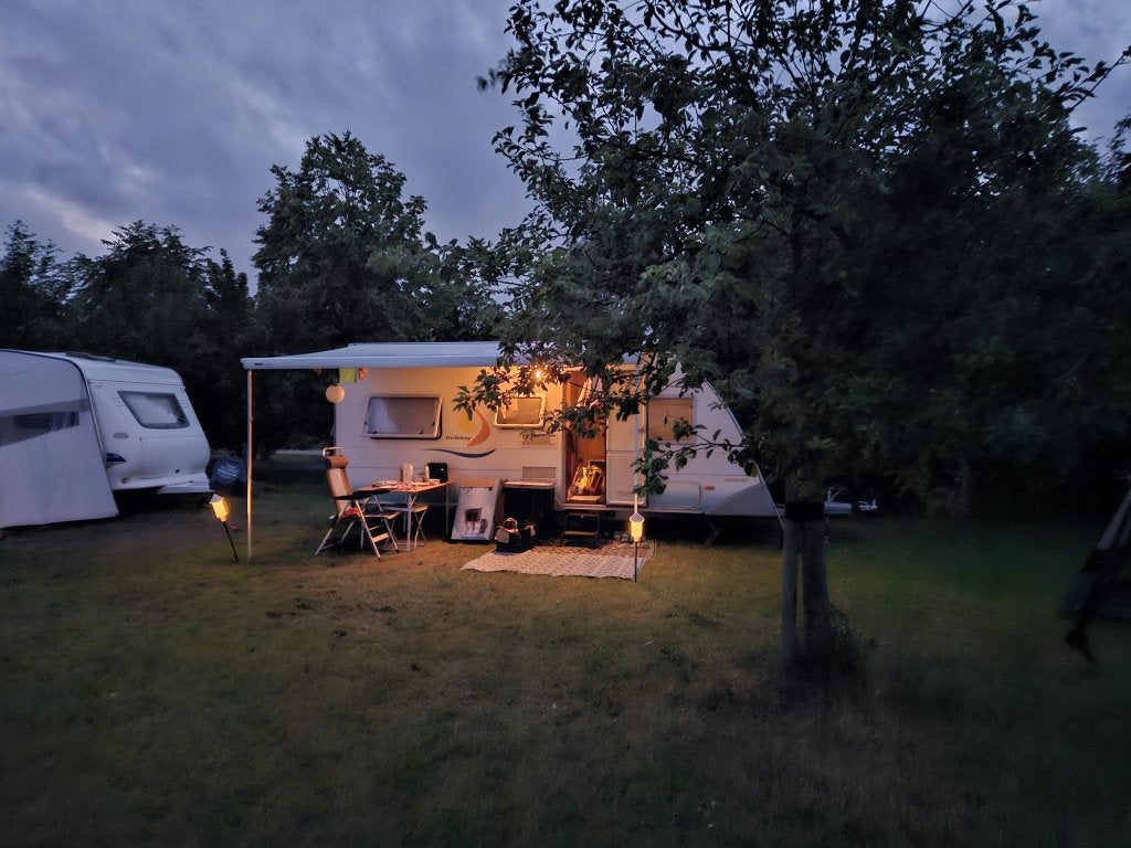 Eifelland Holiday Special 500TK (1054996), Dwarsbed, Kachel, Treinzit, 5 tot 6 meter