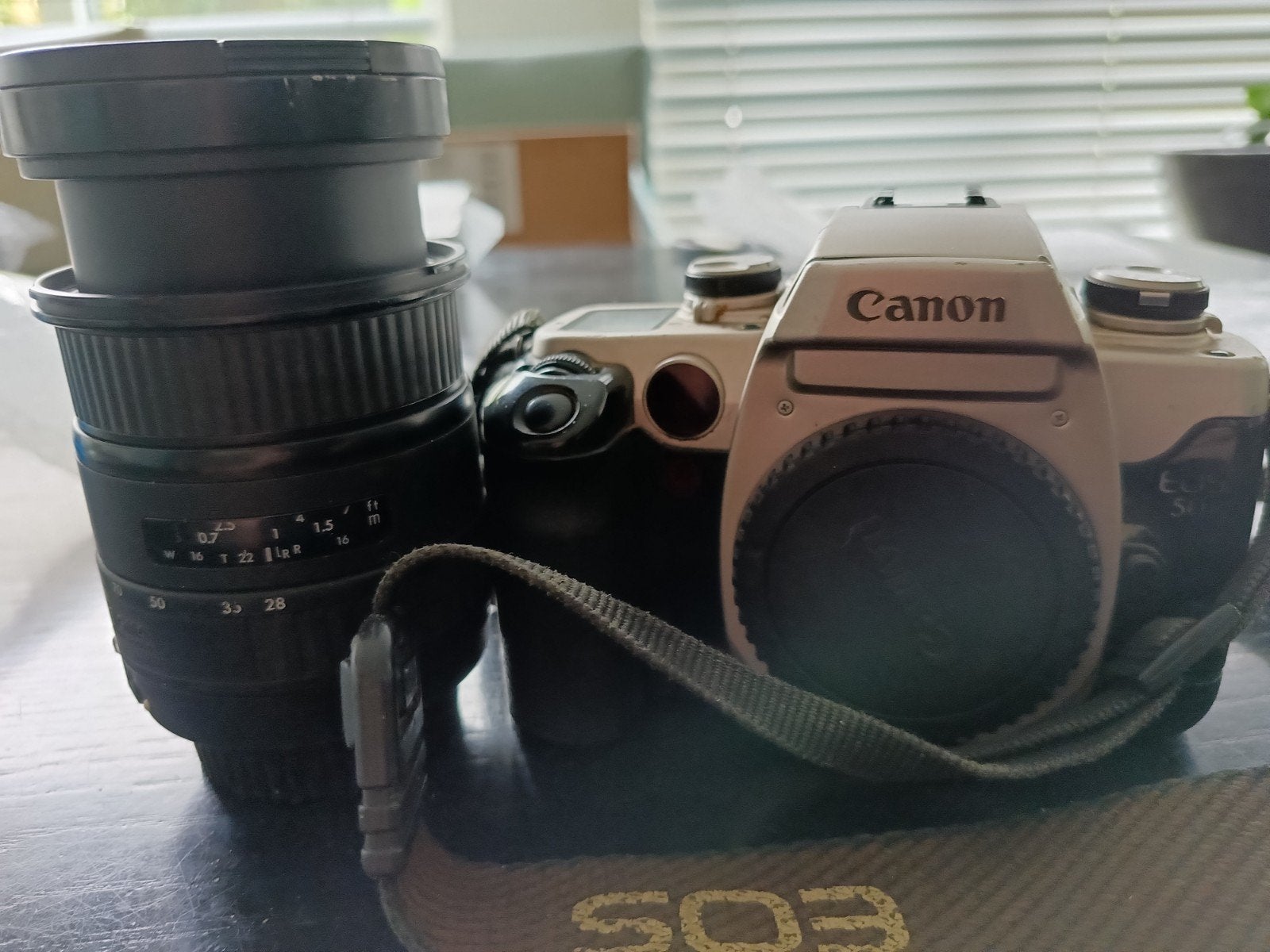 Canon EOS 50e spiegelreflexcamera met Sigma 28-70mm lens, Ophalen of Verzenden, Gebruikt, Spiegelreflex, Canon