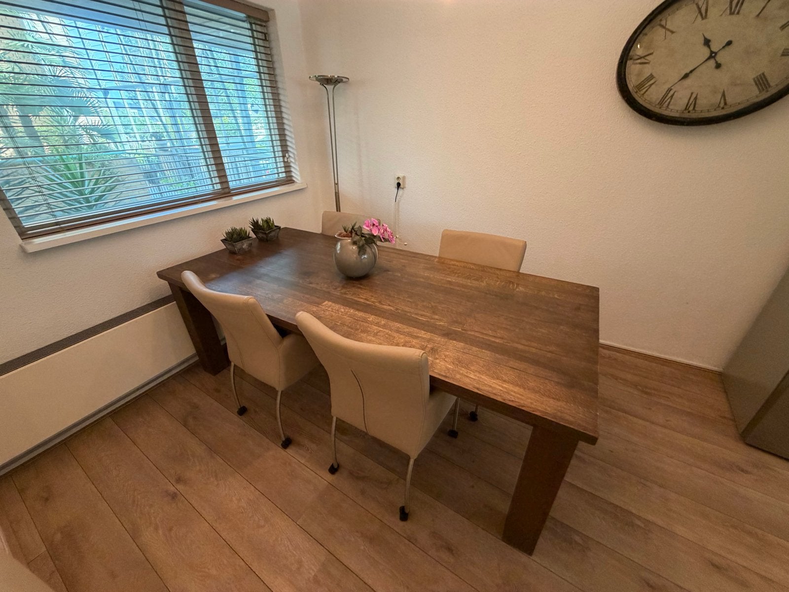 Robuuste eettafel met 4 stoelen, Huis en Inrichting, Ophalen, Gebruikt, 100 tot 150 cm, Eikenhout