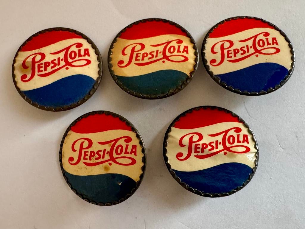 5 Broches van Frisdrank Pepsi Cola, Verzamelen, Ophalen of Verzenden, Zo goed als nieuw