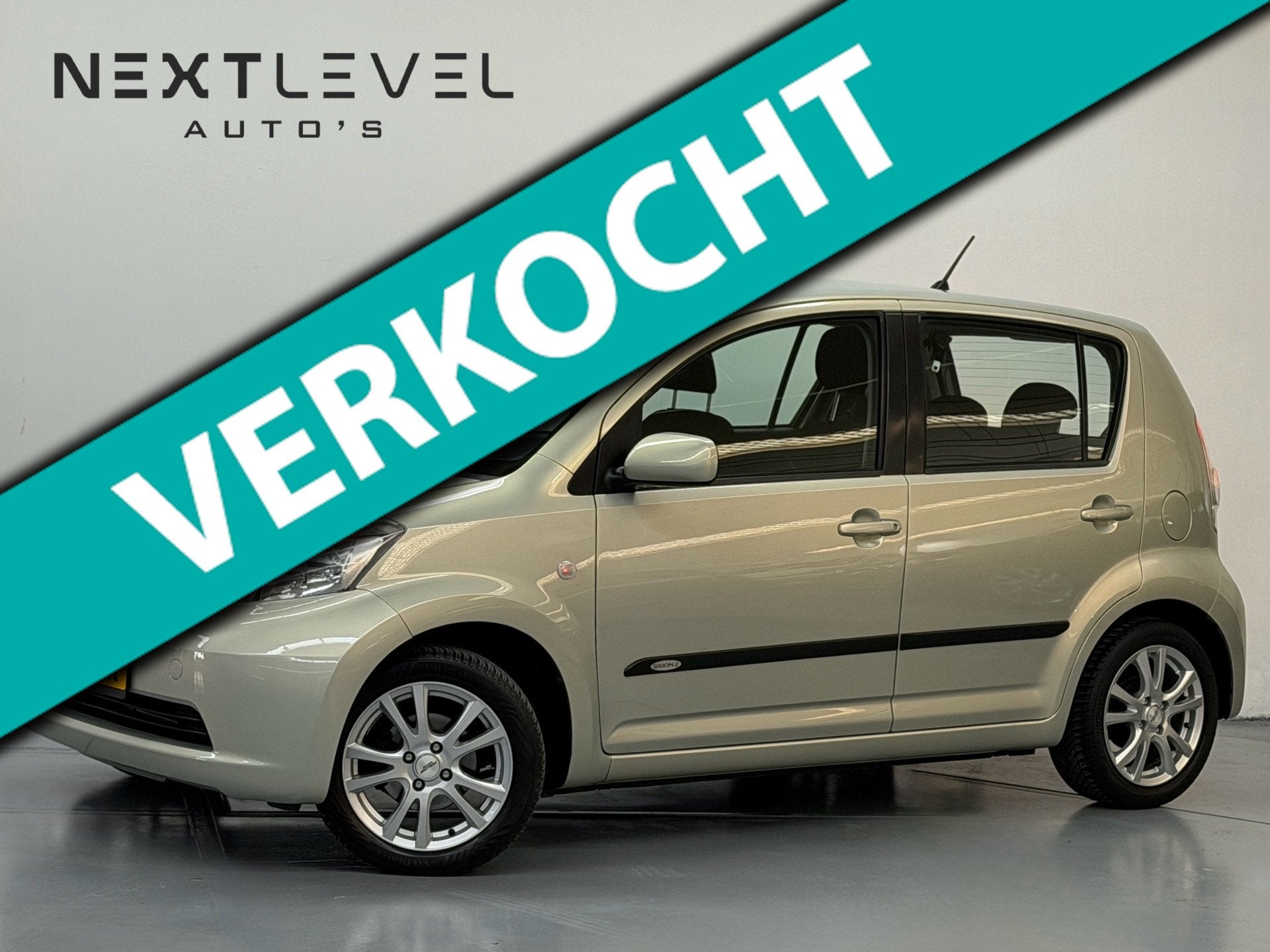 Daihatsu Sirion 2 1.3-16V Prestige AUTOMAAT Airco Camera Dea, Auto's, Dealer onderhouden, Stof, Gebruikt, 4 cilinders
