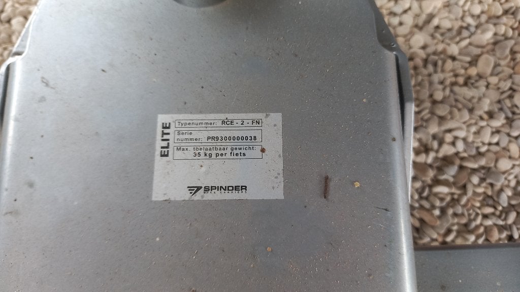 spinder eliye te koop, Auto diversen, Ophalen, Zo goed als nieuw, 2 fietsen, Trekhaakdrager