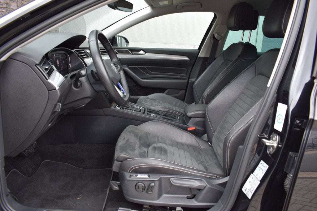 Volkswagen Passat Variant 1.4 TSI PHEV GTE Business SOH 96%, Gebruikt, Zwart, Zwart, Hybride Elektrisch/Benzine