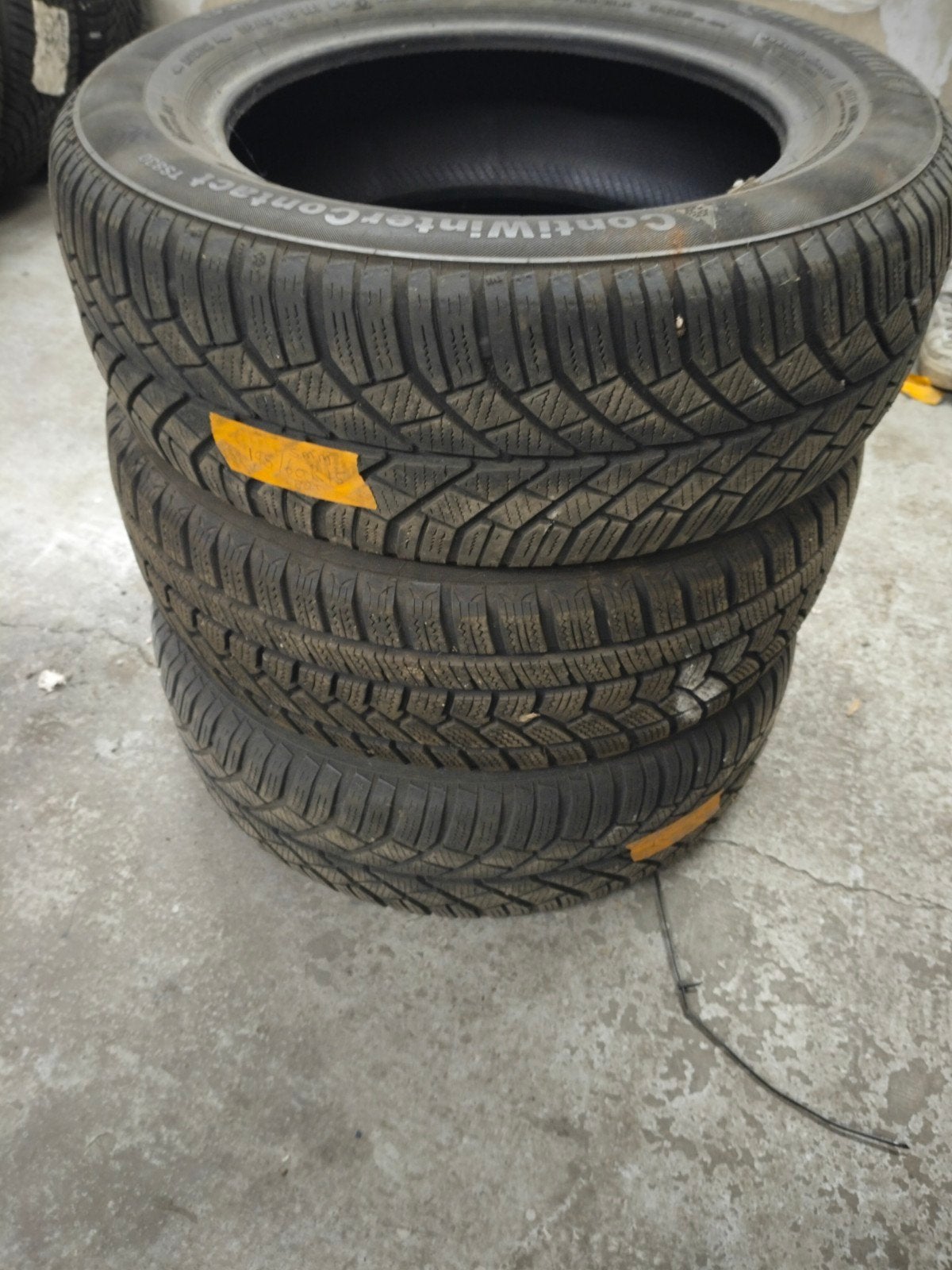 3x Winterbanden 195/60 R15 (2x Conti, 1x Goldline), Ophalen, Gebruikt