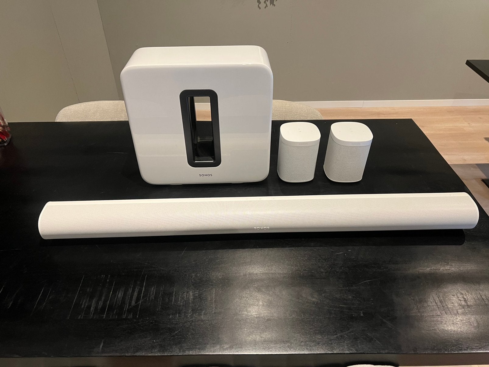 Sonos home cinema set wit