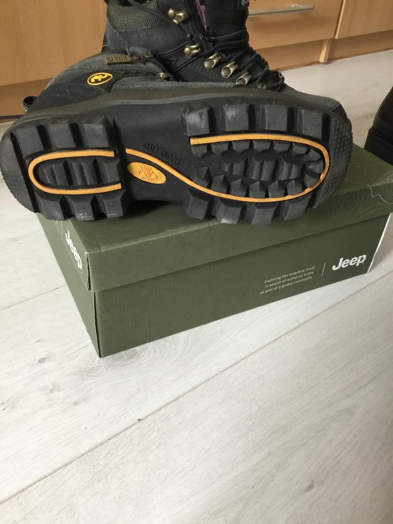 Schoenen, Zwart, Ophalen of Verzenden, Zo goed als nieuw, Camel Active