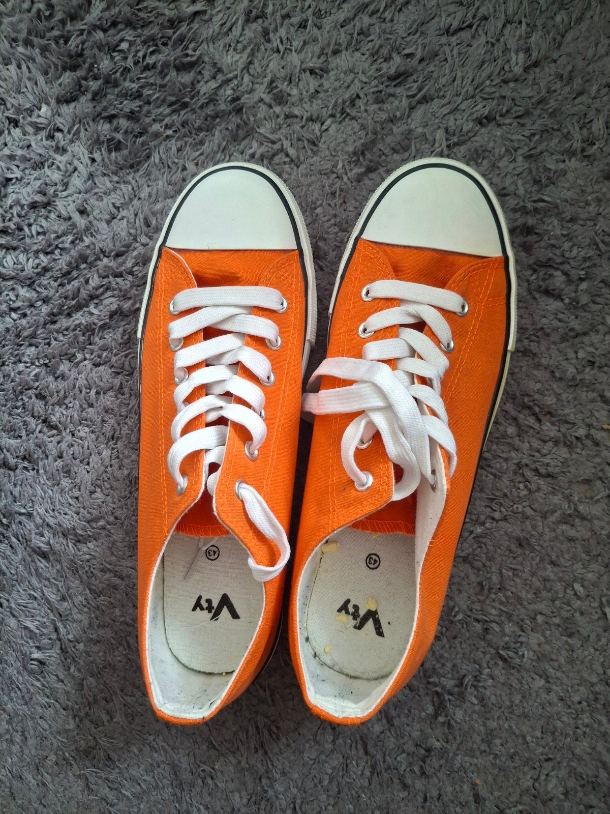 VTY .WK ORANJE GIMPIES, Kleding | Dames, Schoenen, Ophalen of Verzenden, Zo goed als nieuw, Oranje, Sneakers of Gympen