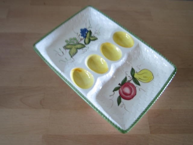 Schaal voor de eieren/groenten., Ophalen, Overige stijlen, Aardewerk, Schaal of Schalen