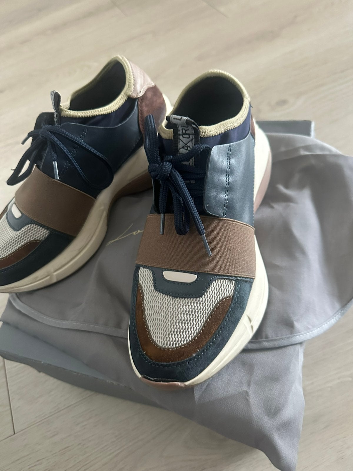 Lola CruZ 38 wintersneakers leer blauw /bruin Dustbag /doos, Verzenden, Zo goed als nieuw, Blauw, Sneakers of Gympen