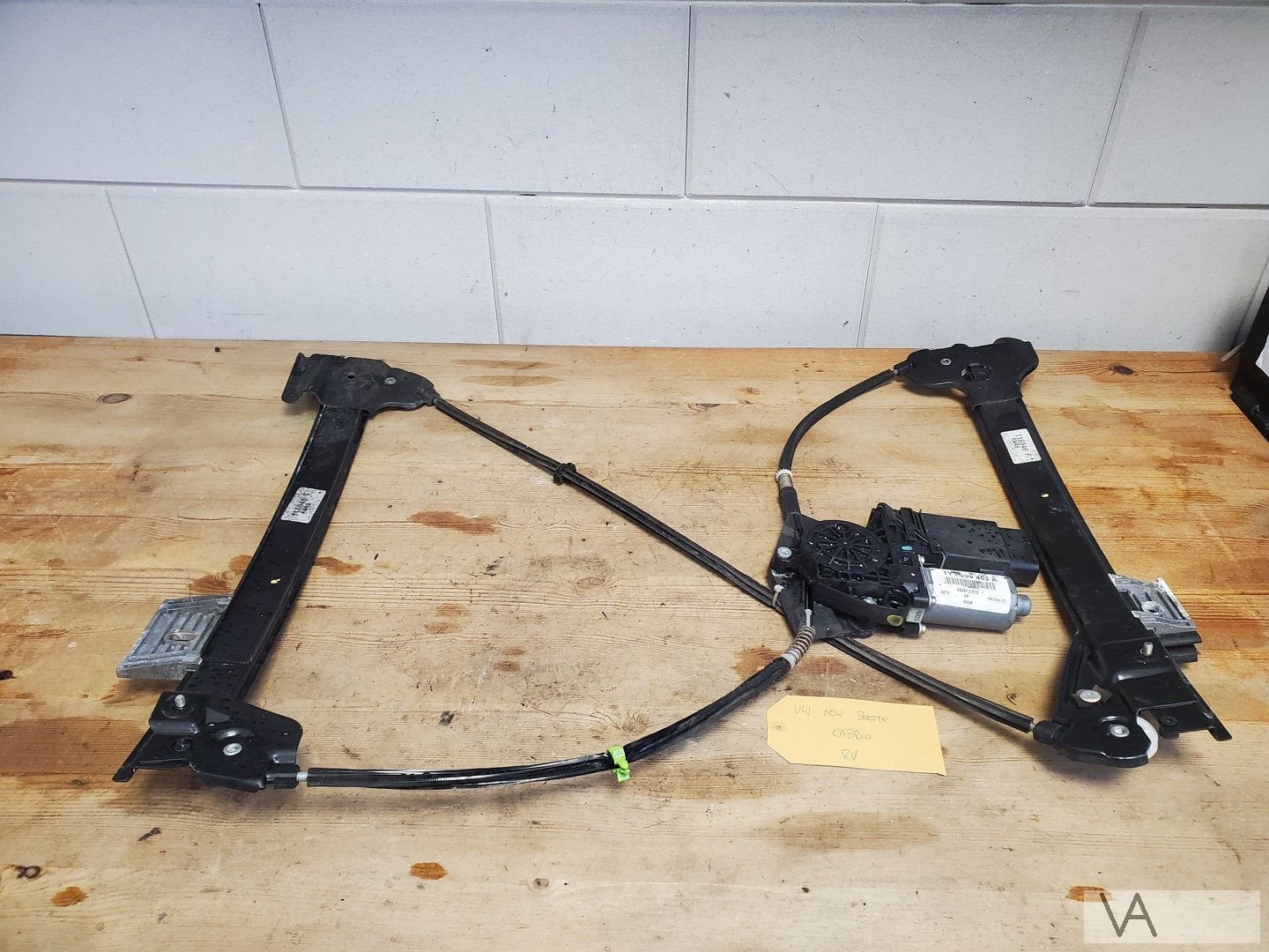 Volkswagen New Beetle cabrio raammechanisme rechts voor €350, Auto-onderdelen, Ruiten en Toebehoren, Volkswagen, Gebruikt, Ophalen of Verzenden