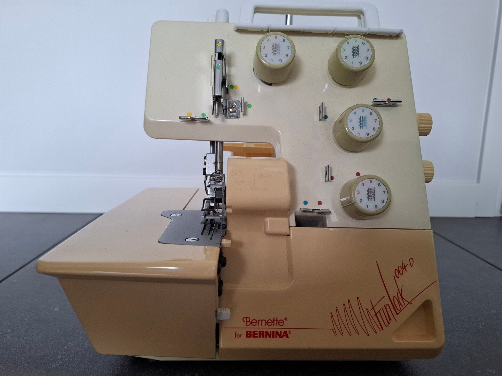 Bernette for Bernina 004-D Lockmachine, Hobby en Vrije tijd, Ophalen, Gebruikt, Lockmachine, Bernina
