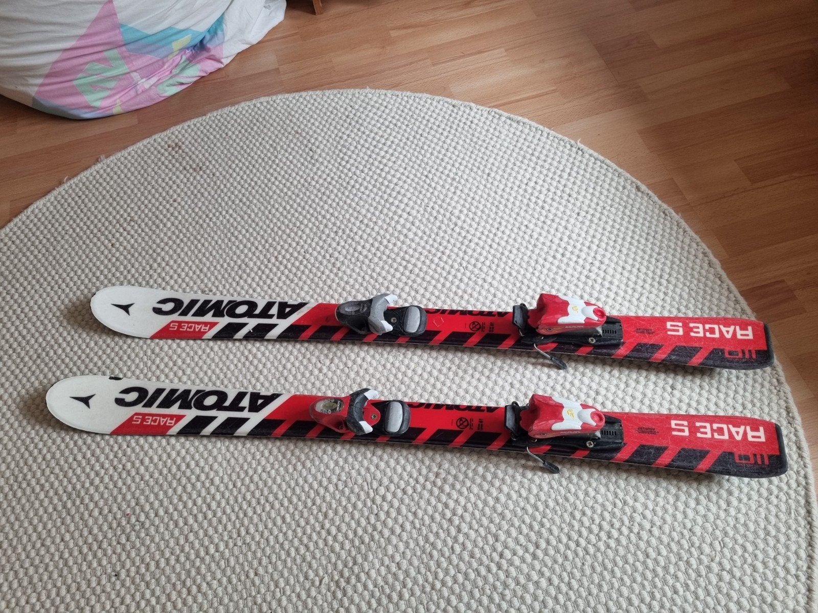 Vintage Atomic Race 5 ski's voor kinderen - 110 cm, Gebruikt, 100 tot 140 cm, Ophalen of Verzenden, Atomic