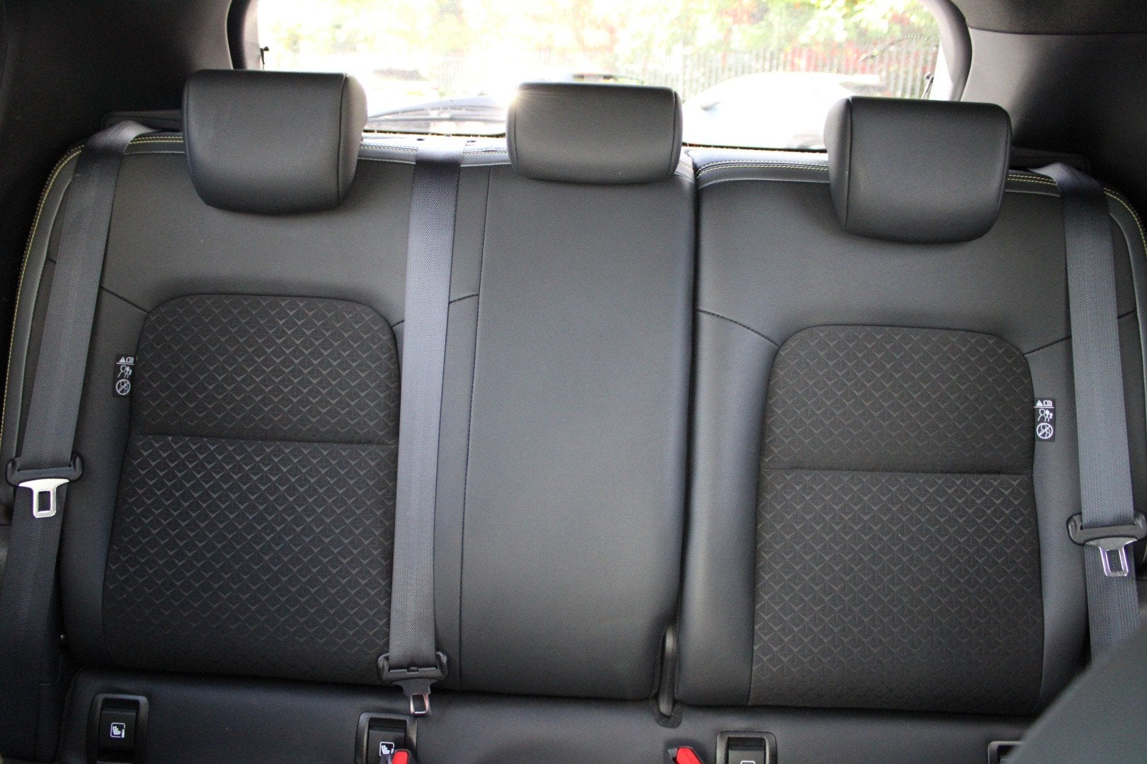 Foto 44 van NISSAN Juke 1.0 DIG-T 114pk Kiiro | Keyless | CruiseControl