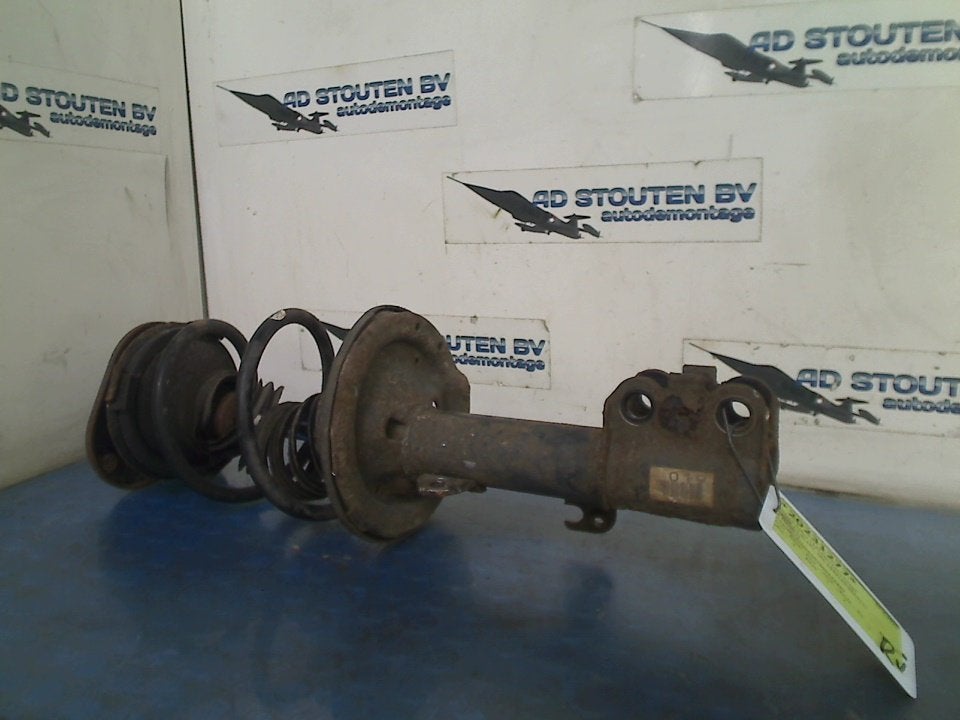 Veerpoot Rechts Voor Toyota Celica (ZZT230/231) 2002, Auto-onderdelen, Gebruikt, Kundenbetreuung@toyota.de, Toyota-Allee 2, Köln 50858, , Duitsland