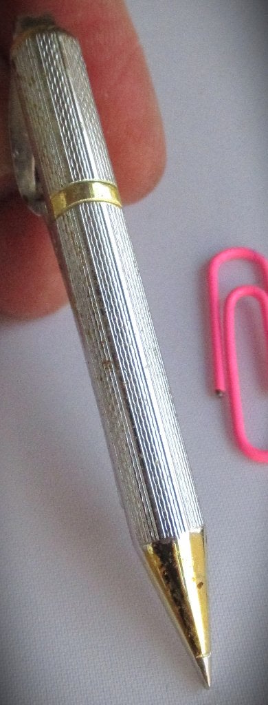Speld~Dasspeld~Pen~Vulpotlood~Dasclip~Dasklem~Zilver kleur, Ophalen of Verzenden, Gebruikt