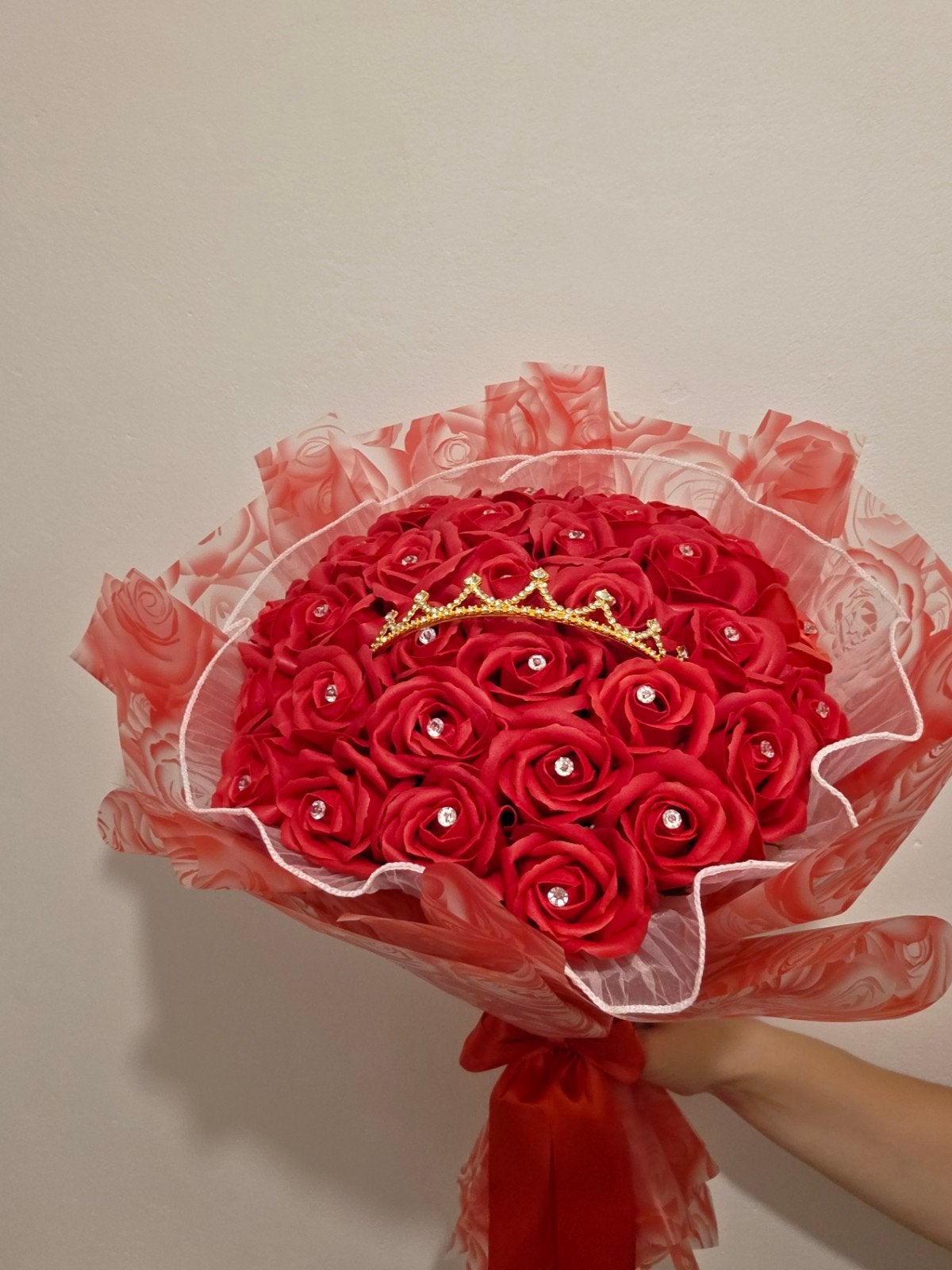 Rozen Boeket met Tiara, Nieuw, Ophalen of Verzenden, 17 tot 18, Dame