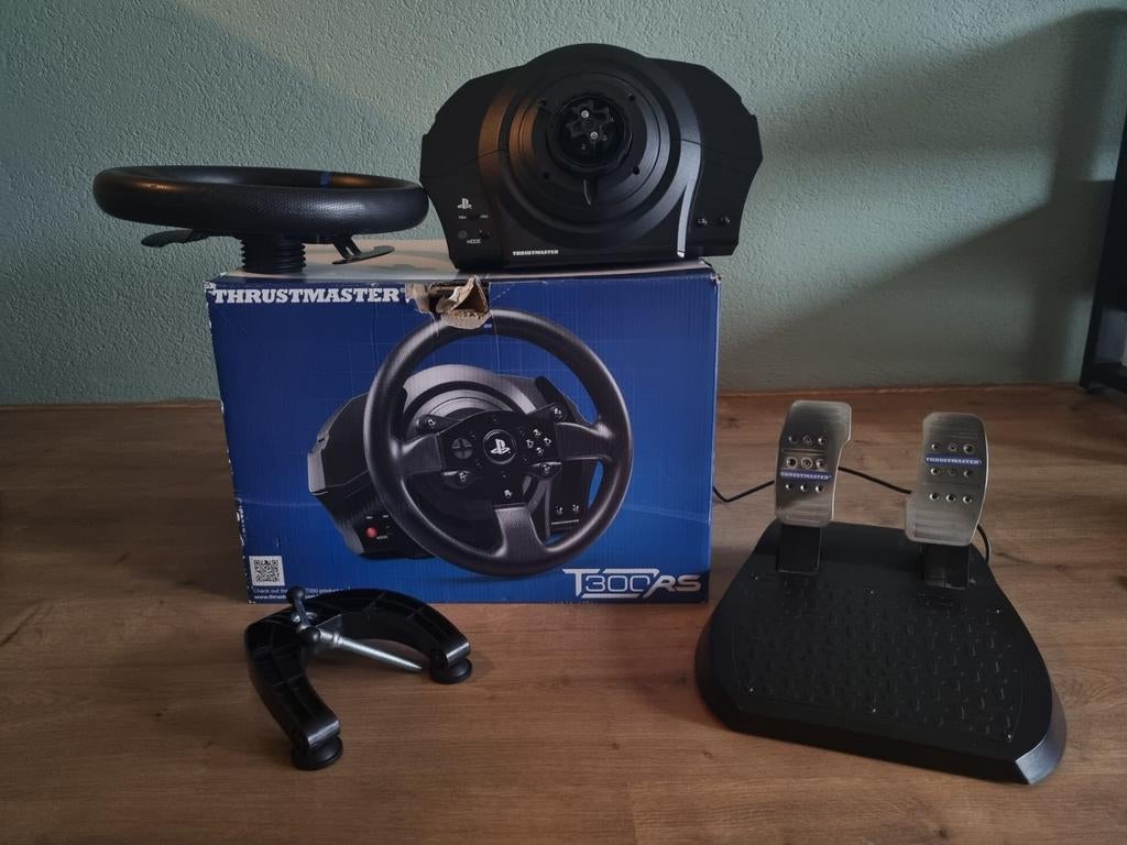 Thrustmaster T300 RS racestuur met pedalen voor PlayStation, Spelcomputers en Games, Ophalen of Verzenden, Zo goed als nieuw, PlayStation 3