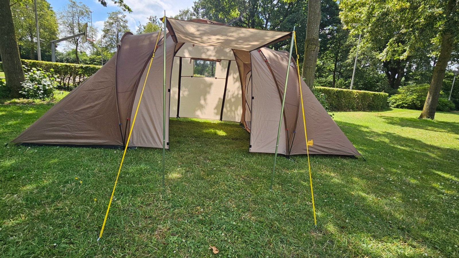 High Peak Como 4 Tent - Ruime 4-persoons tunneltent, Ophalen of Verzenden