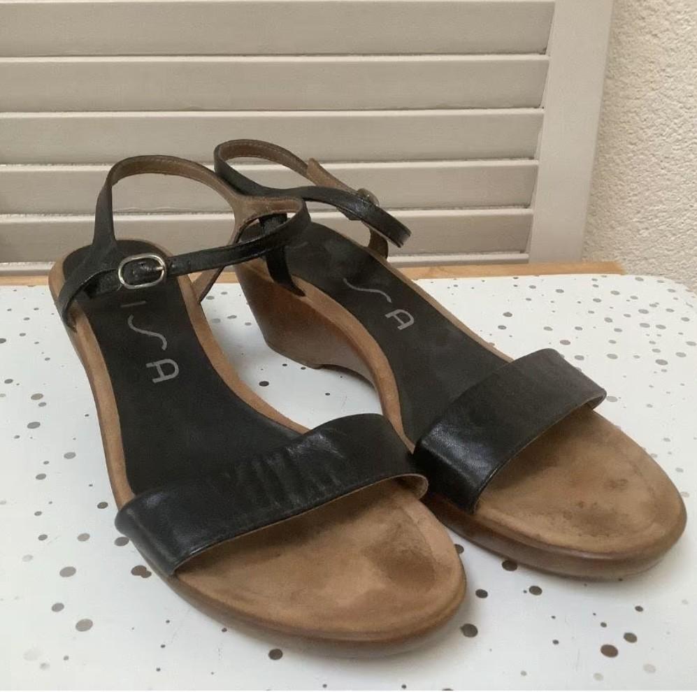 Superleuke Unisa sandalen maat 37 // ZGAN, Ophalen of Verzenden, Zo goed als nieuw, Zwart, Sandalen of Muiltjes