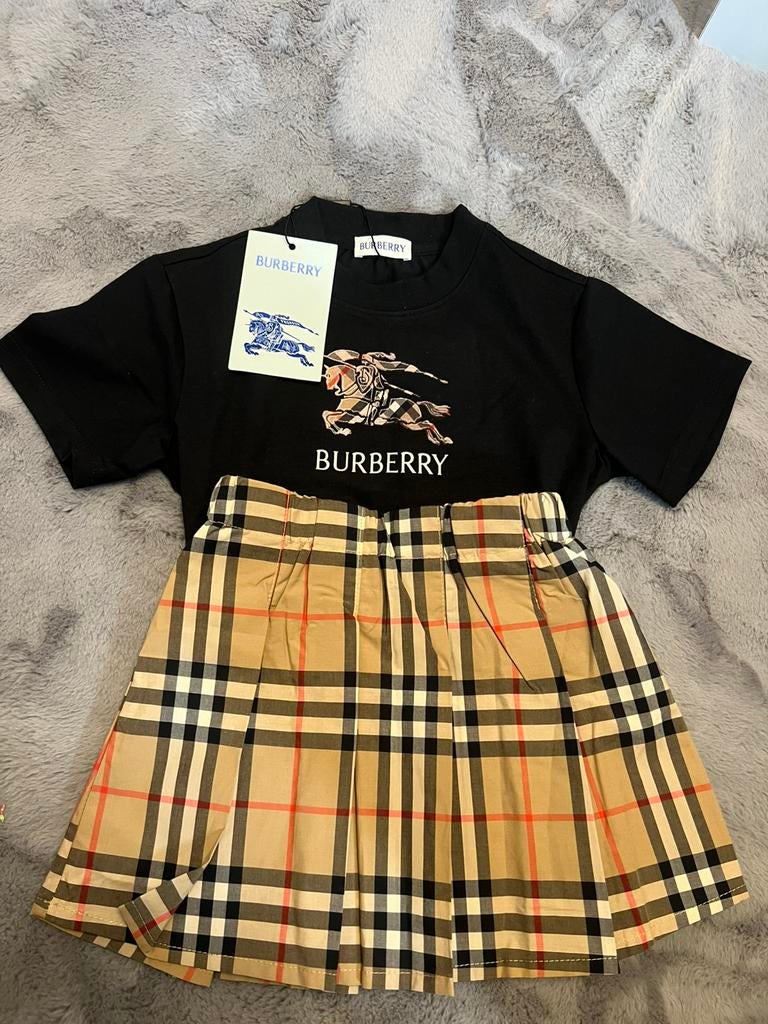 Burberry setje maat 98, Ophalen of Verzenden, Zo goed als nieuw