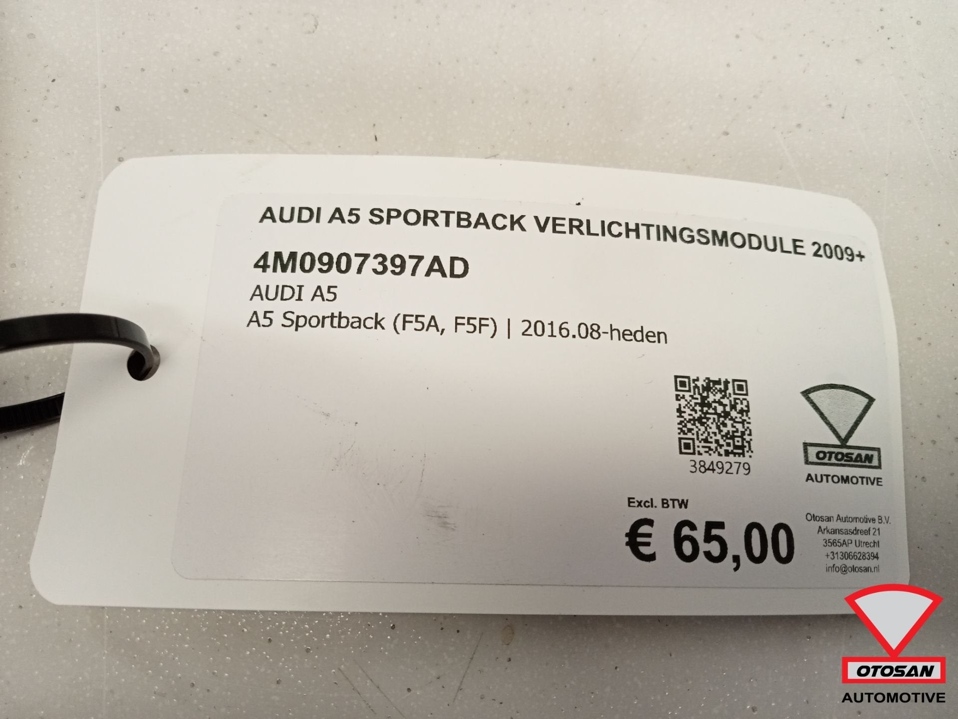 Audi A5 VAG Xenon module starter 4m0907397ad, Gebruikt, AUDI AG, Auto-Union-Strasse 1
85045  Ingolstadt, DE, Kundenbetreuung@audi.de