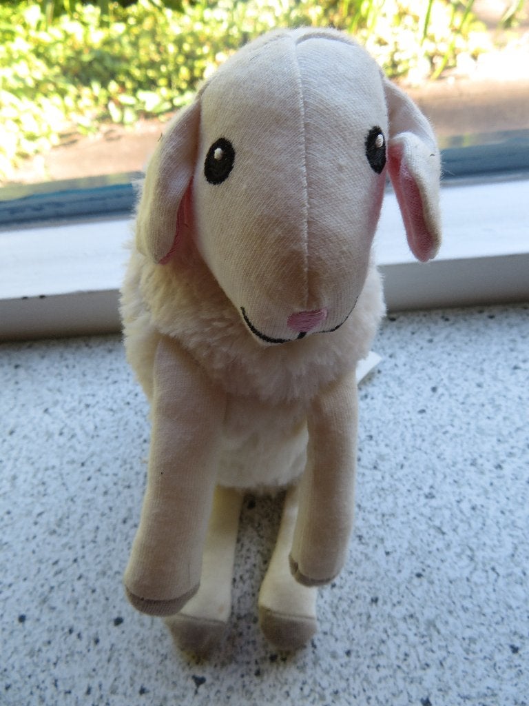 Muziekknuffel schaap Leka van IKEA met muziekje speeldoosje, Met label, IKEA, Overige typen, Ophalen of Verzenden