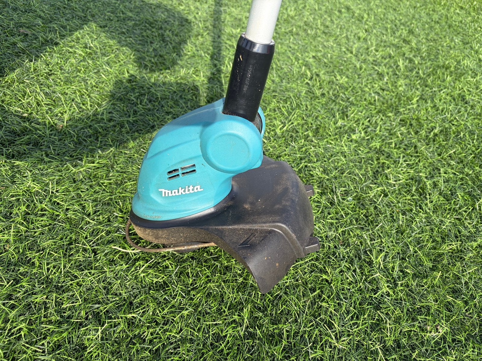 Makita DUR181 18V Accu Kantenmaaier, Ophalen, Cirkelmaaier, Gebruikt, Minder dan 30 cm