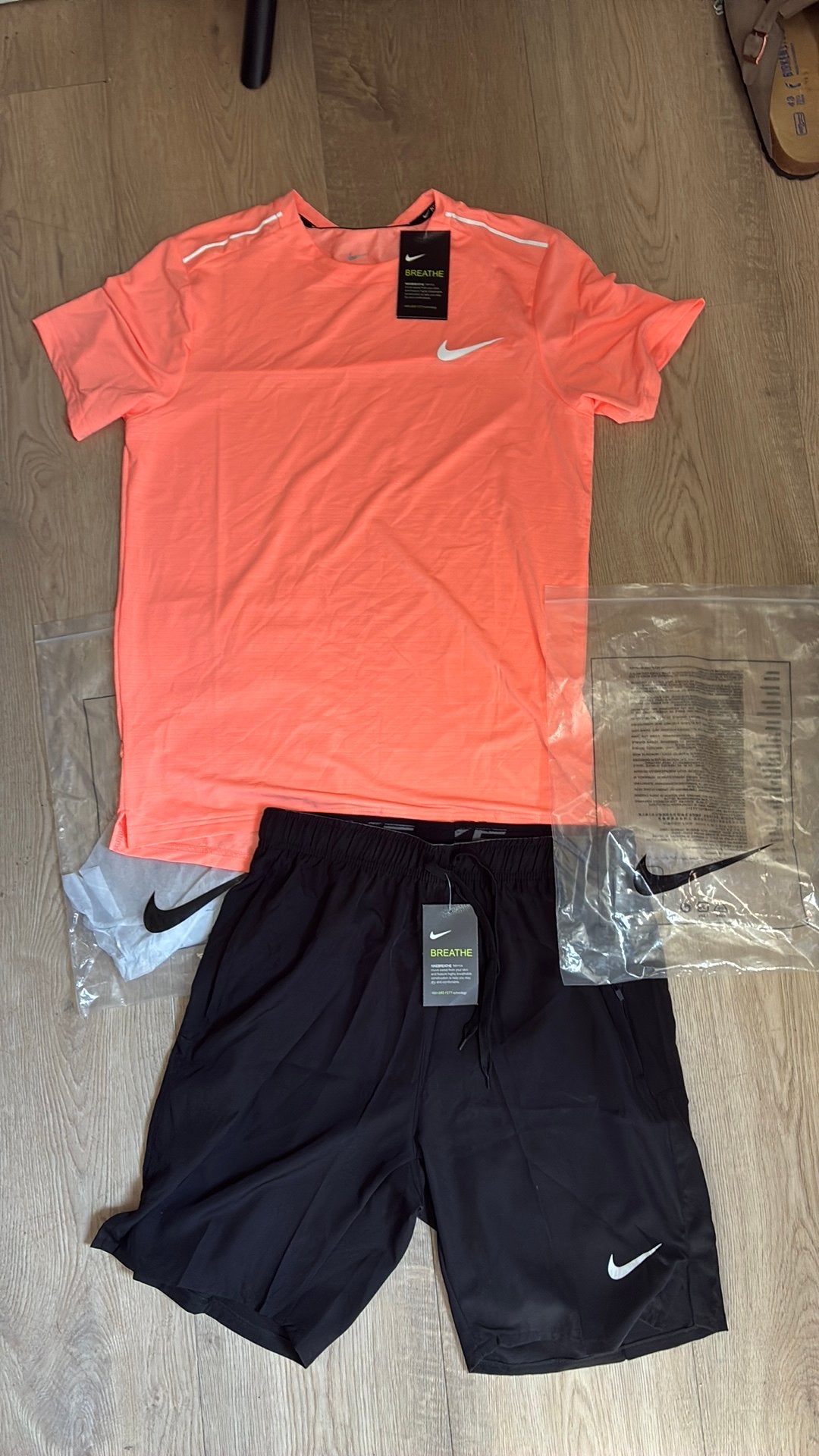 Nike Miller Trainingspak zwart oranje L, Ophalen of Verzenden, Nieuw, Maat 52/54 (L)