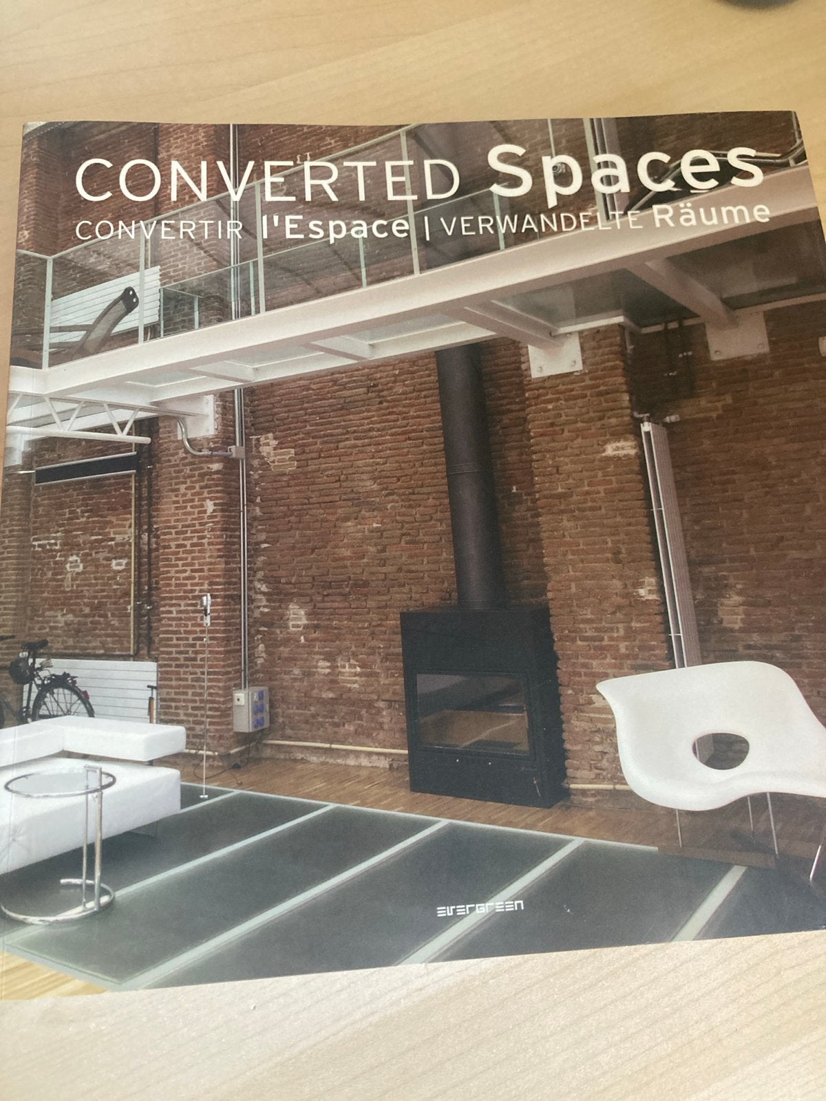 Converted Spaces - Architectuur Boek, Ophalen of Verzenden, Zo goed als nieuw, Architectuur algemeen