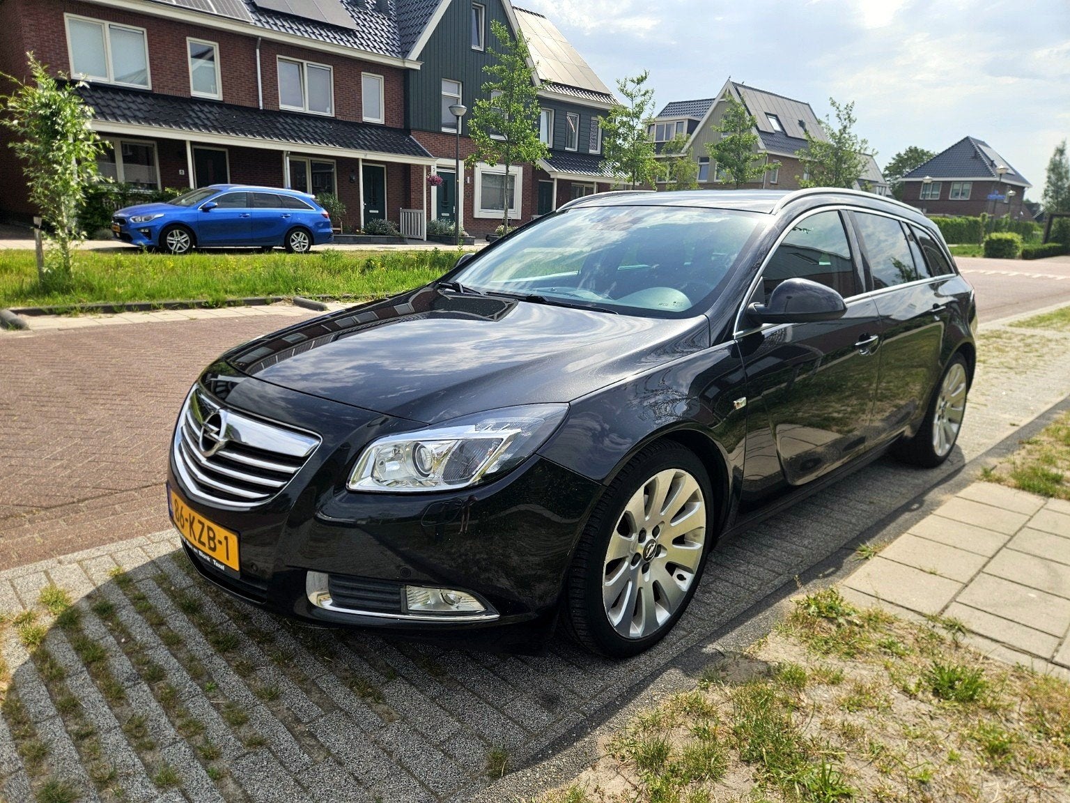 Opel Insignia 1.6 Turbo sports tourer, 4 cilinders, 179 pk, Zwart, Origineel Nederlands