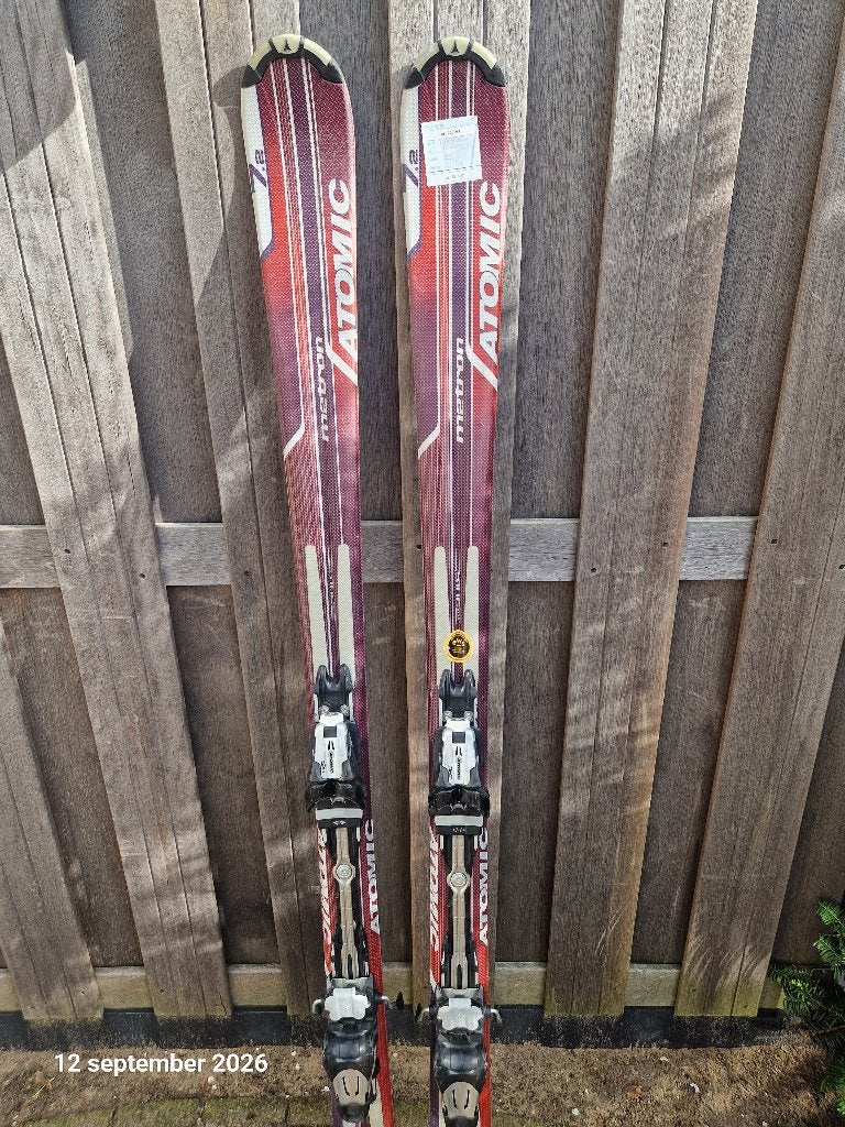 Atomic skies heren met Atomic binding., Ophalen, 160 tot 180 cm, Gebruikt, Atomic