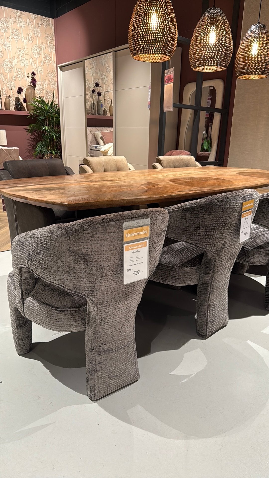 EETKAMERSTOELEN VIEVE 4 STUKS, Ophalen, Zo goed als nieuw, 4 tot 6 stoelen