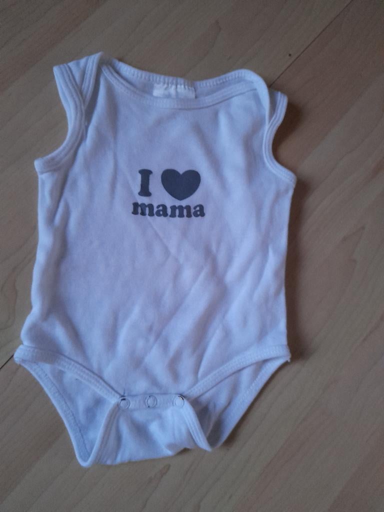 ROMPER MET KORTE MOUW MAAT 50 MET TEKST I LOVE MAMA, Ophalen of Verzenden, Zo goed als nieuw, Jongetje of Meisje, Nacht- of Onderkleding