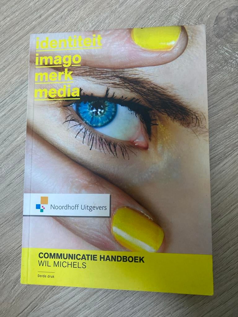 Wil Michels - Communicatie handboek, Ophalen of Verzenden, Zo goed als nieuw, Wil Michels