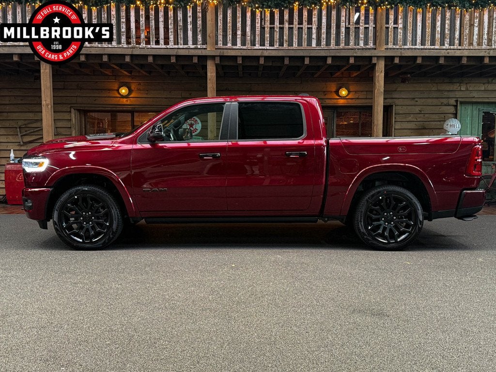 Dodge Ram 1500 Limited H/O 540PK wide body BPM VRIJ, Stoel m, Auto's, Automaat, Zwart, Leder, Bedrijf