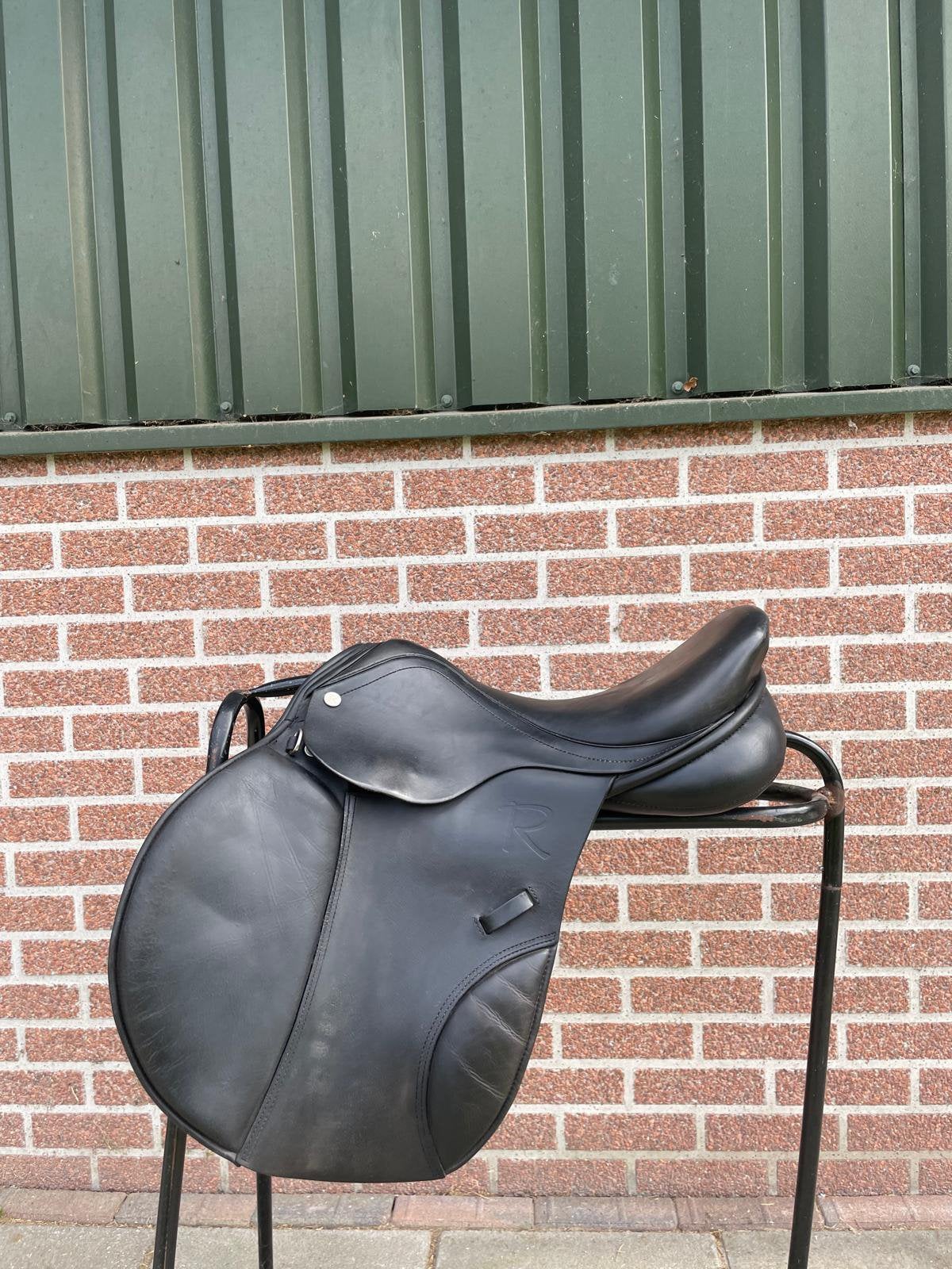 Nette Rossner Amerika springzadel 17 inch, Gebruikt, M (17 inch), Rossner, Ophalen of Verzenden