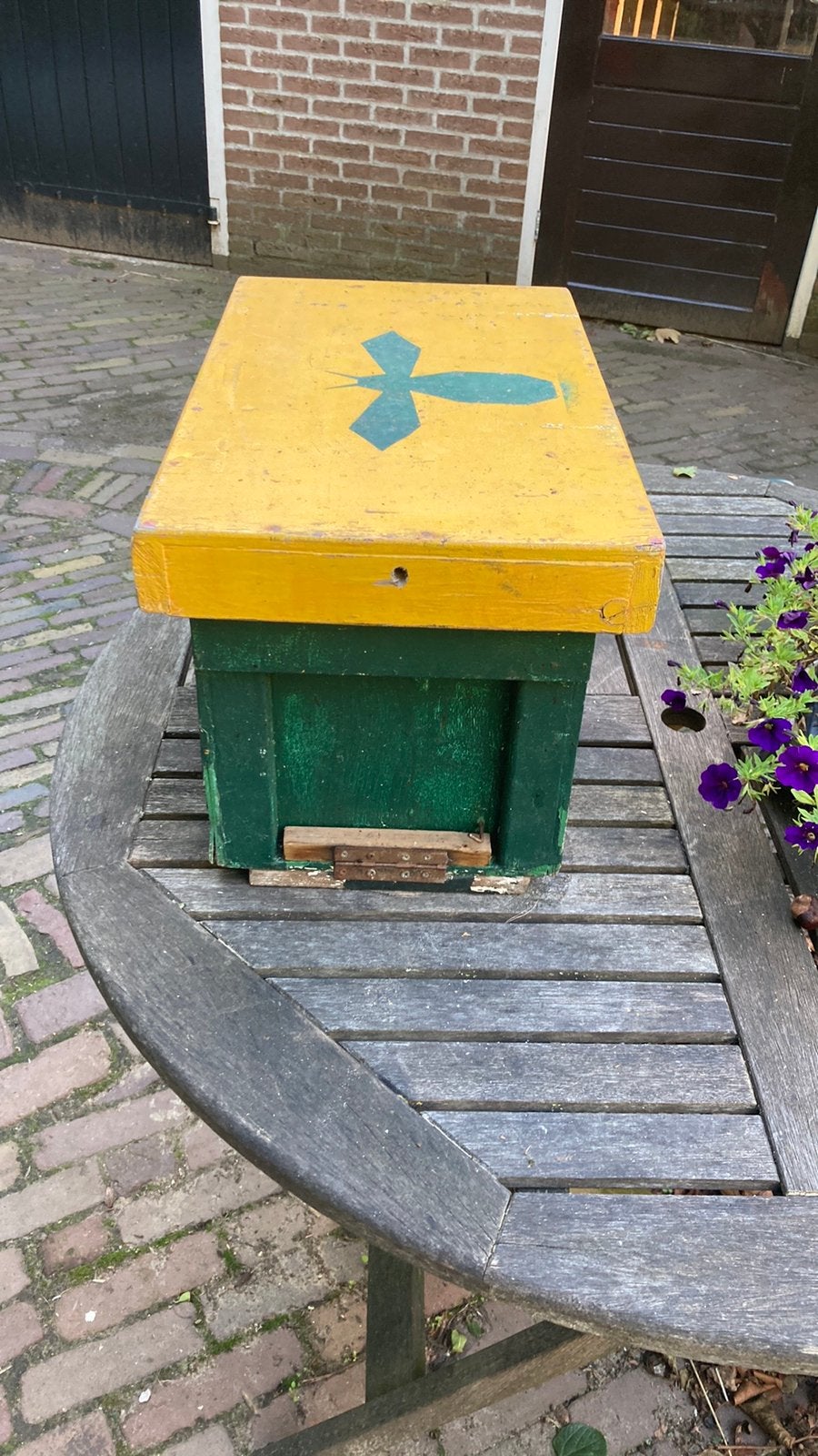 Tk: Buckfast bijenvolk bijenkast, Ophalen