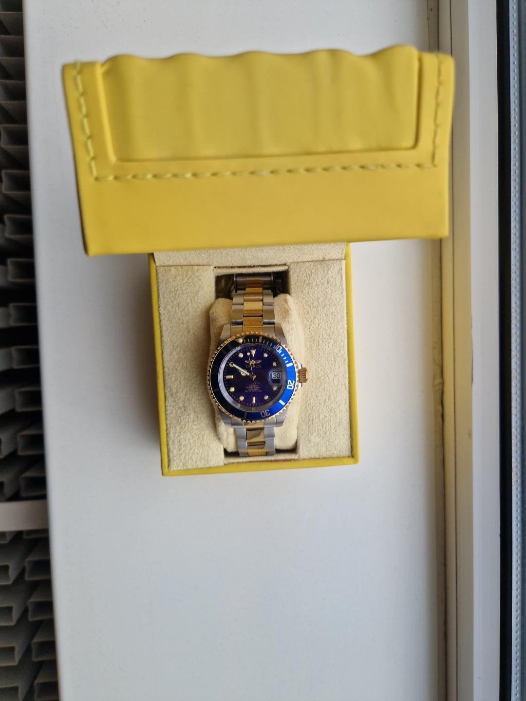 Invicta Pro Diver horloge - Zilver/Goud met Blauwe Wijze, Sieraden, Tassen en Uiterlijk, Overige merken, Staal, Staal, Polshorloge