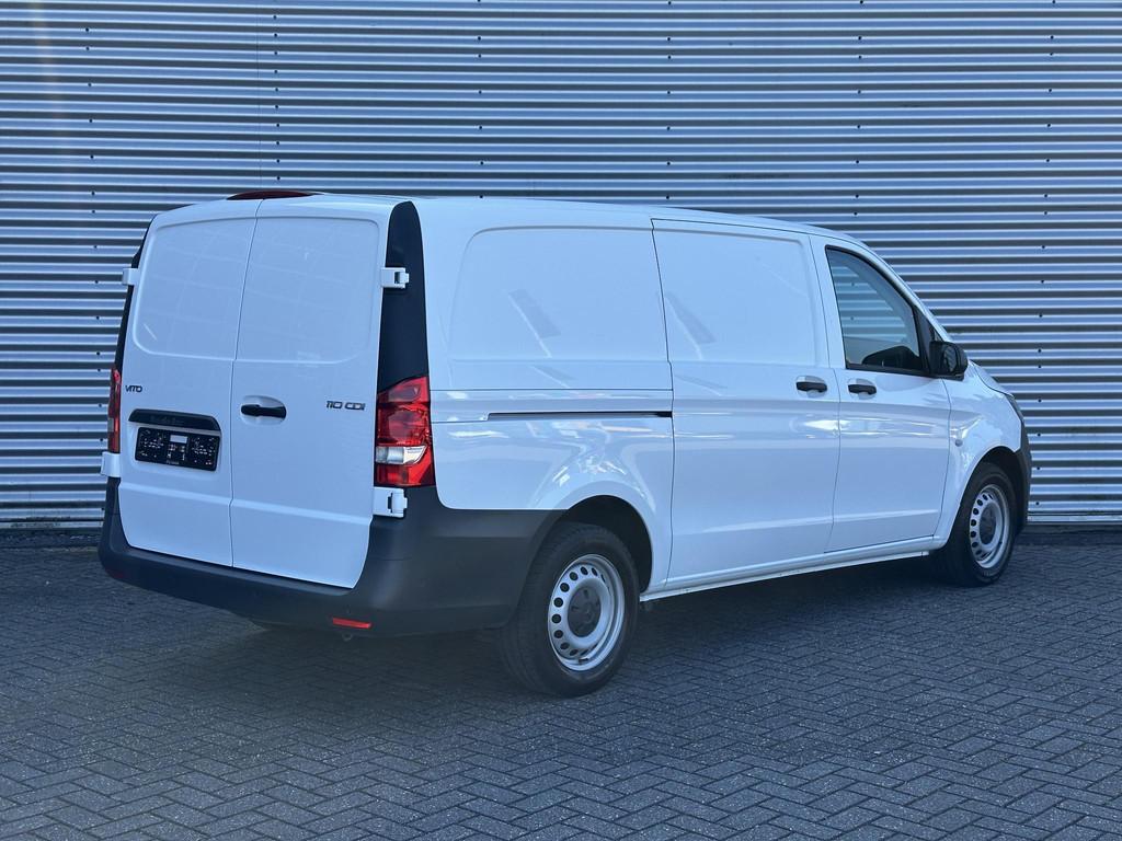 Mercedes-Benz Vito 110 CDI L2 Airco Navigatie Parkeersensore, 13 km/l, Gebruikt, 4 cilinders, Wit